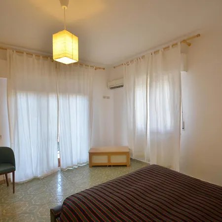 Casa Garofani * カリーニ